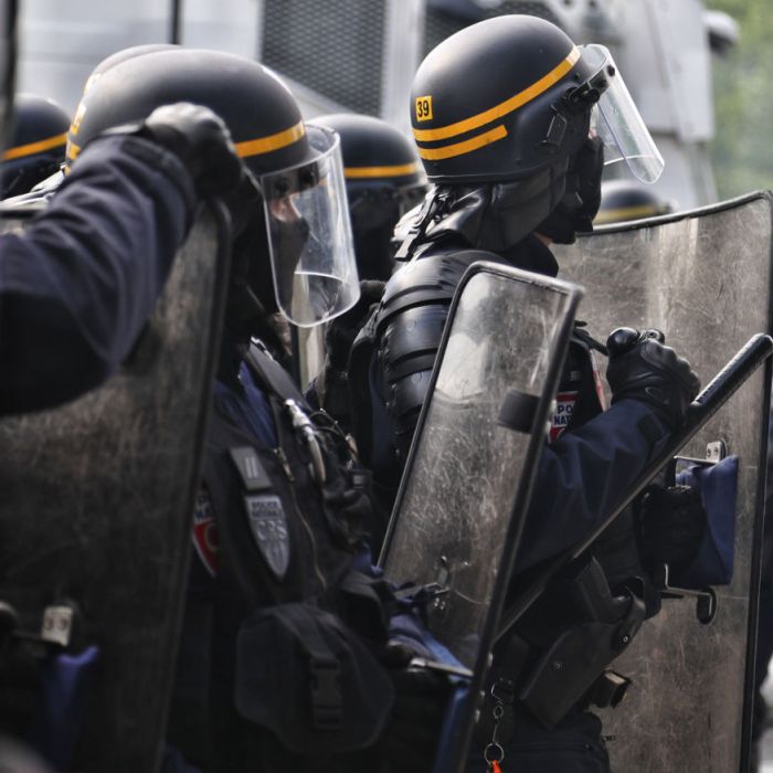 We’re Running Out of Effective Drugs to Fight Off an Army (Demo)