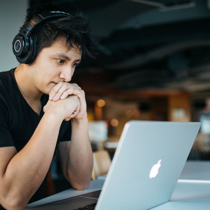 The Presidential Candidates Debate Granting Asylum (Demo)