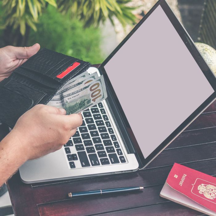 The Presidential Candidates Debate Granting Asylum (Demo)