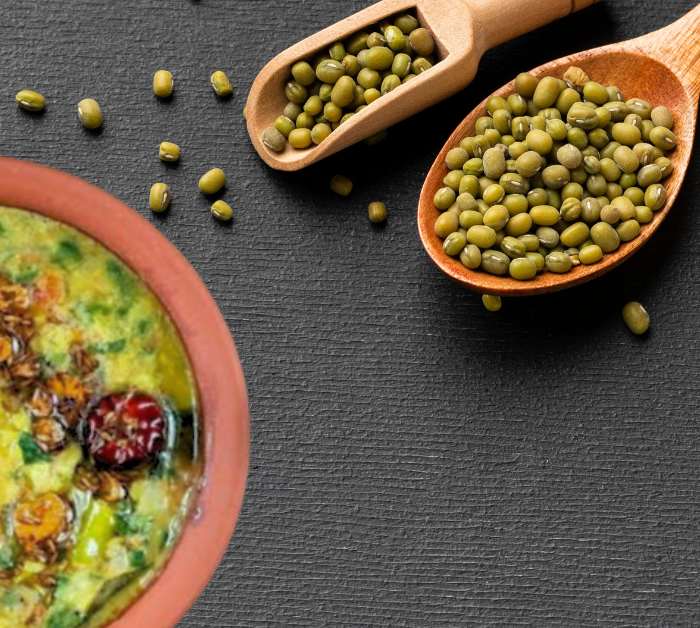 अब घर पे बनाये मसालेदार मूंगदाल पलक | Full Recipe